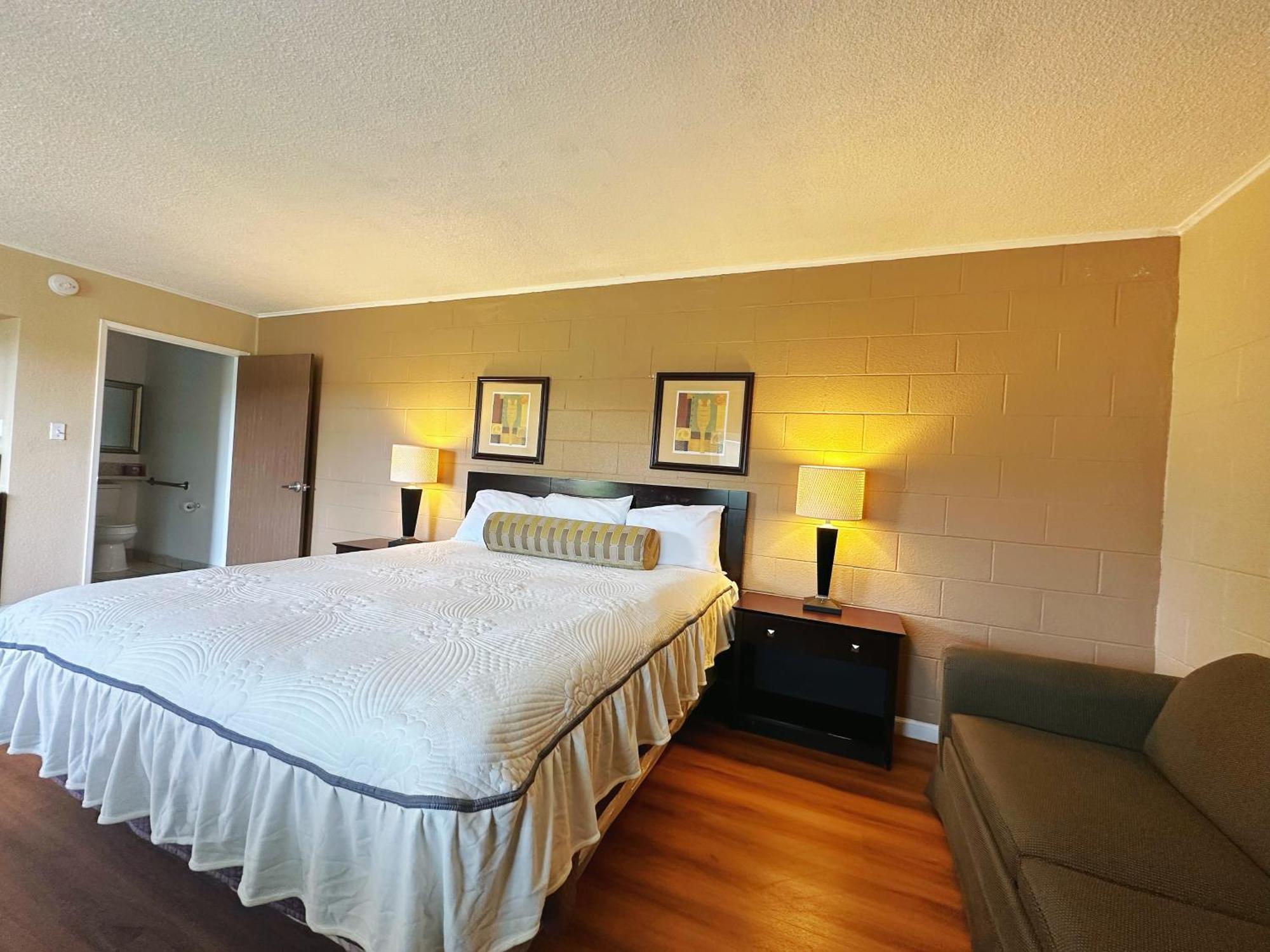 هيميت Royal Inn And Suites المظهر الخارجي الصورة