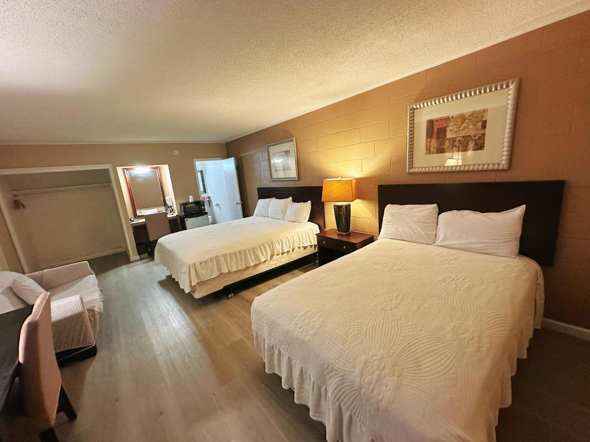 هيميت Royal Inn And Suites المظهر الخارجي الصورة