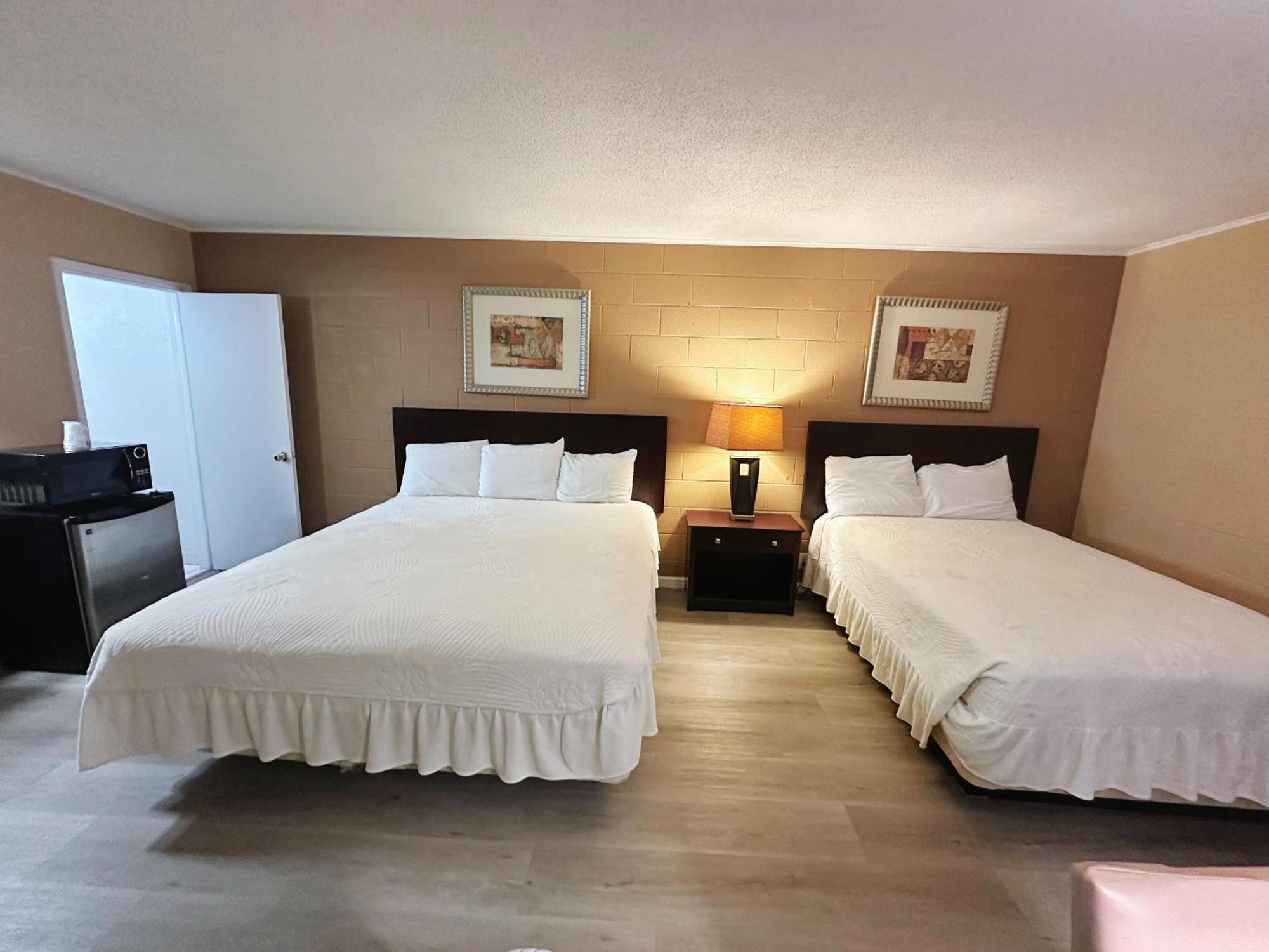 هيميت Royal Inn And Suites المظهر الخارجي الصورة