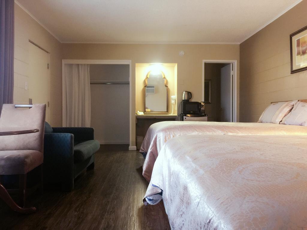 هيميت Royal Inn And Suites المظهر الخارجي الصورة