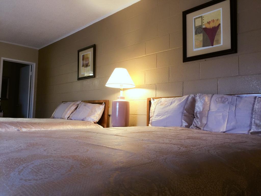 هيميت Royal Inn And Suites المظهر الخارجي الصورة
