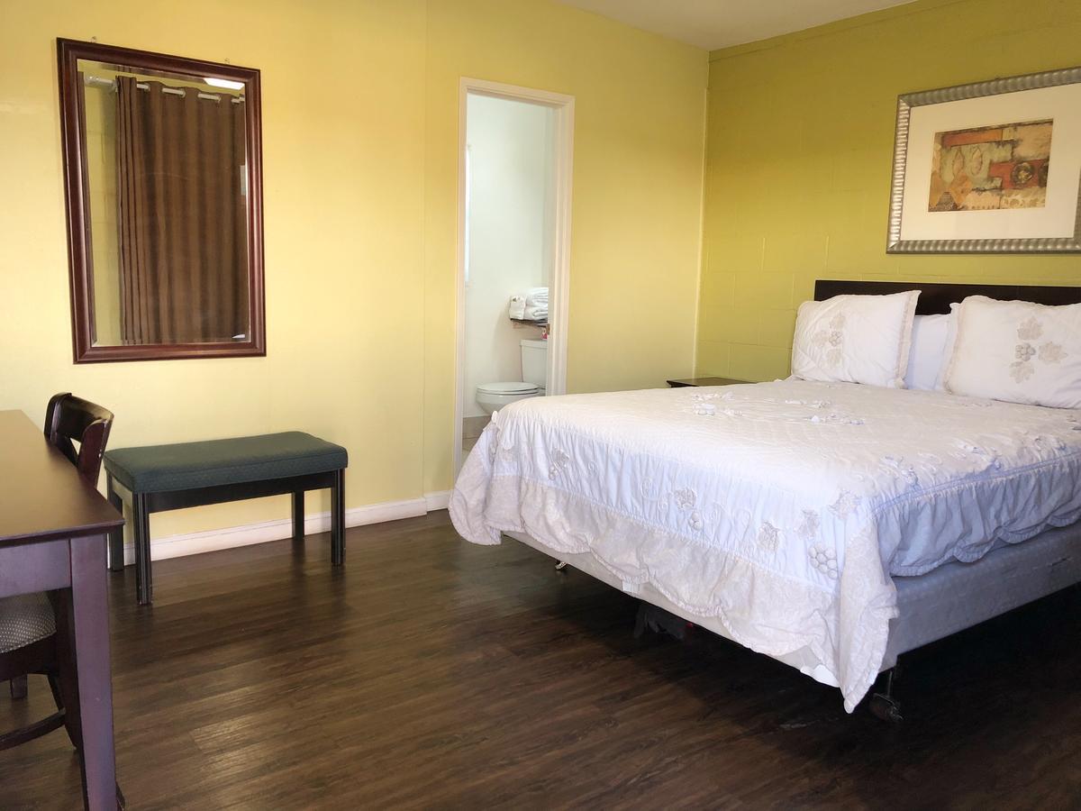 هيميت Royal Inn And Suites المظهر الخارجي الصورة