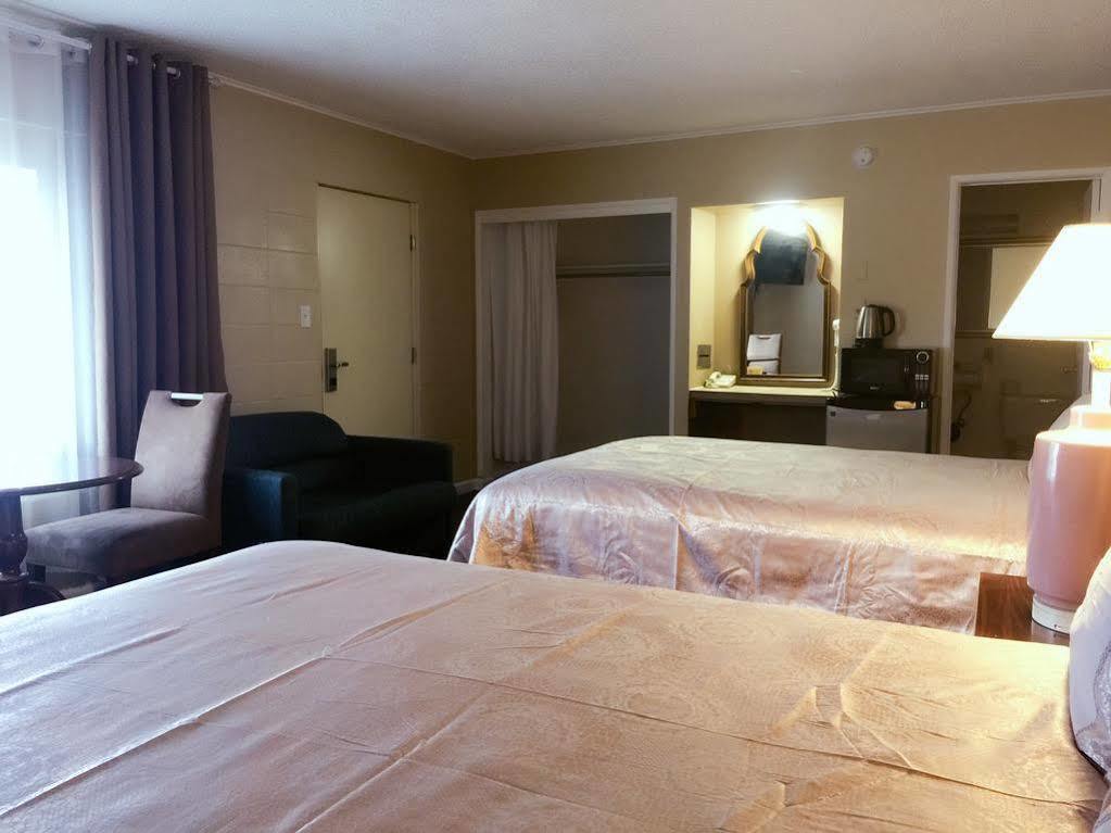 هيميت Royal Inn And Suites المظهر الخارجي الصورة