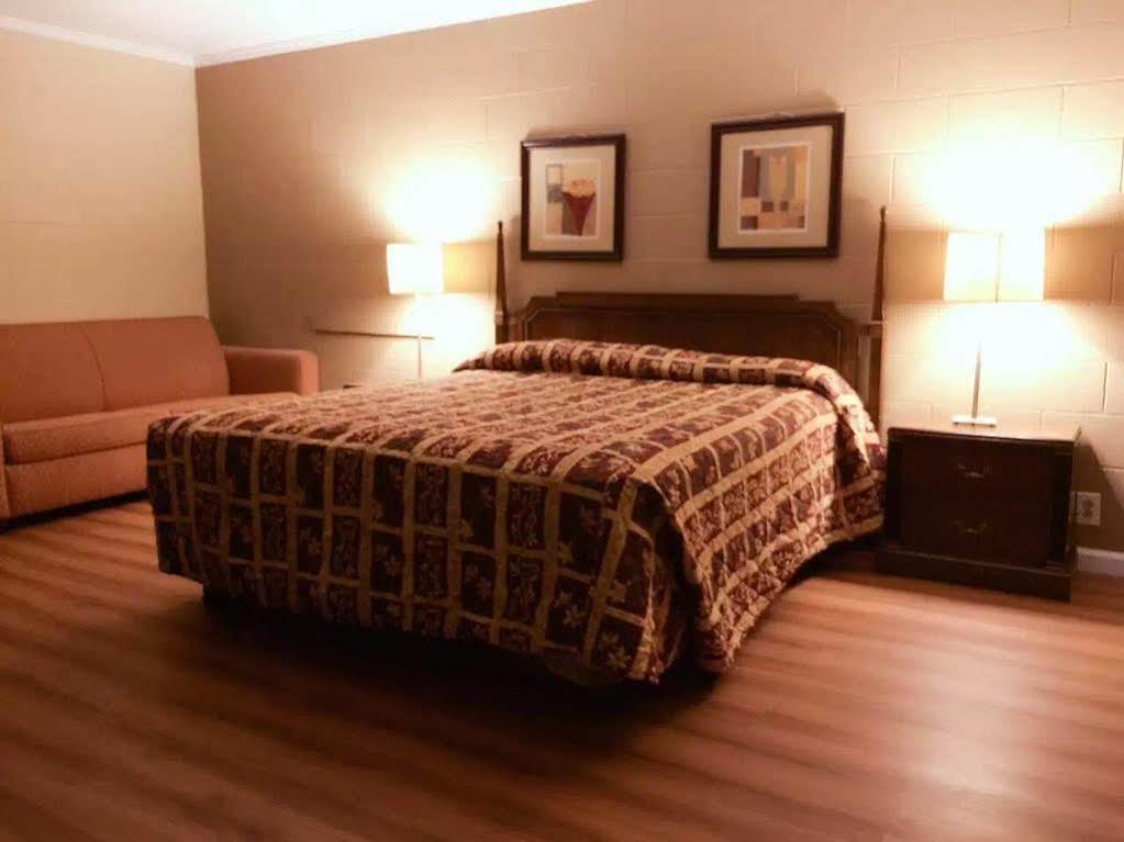 هيميت Royal Inn And Suites المظهر الخارجي الصورة
