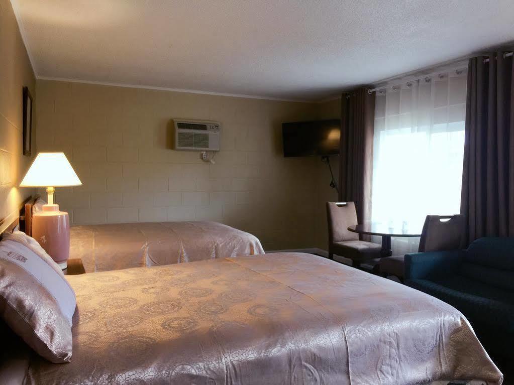 هيميت Royal Inn And Suites المظهر الخارجي الصورة